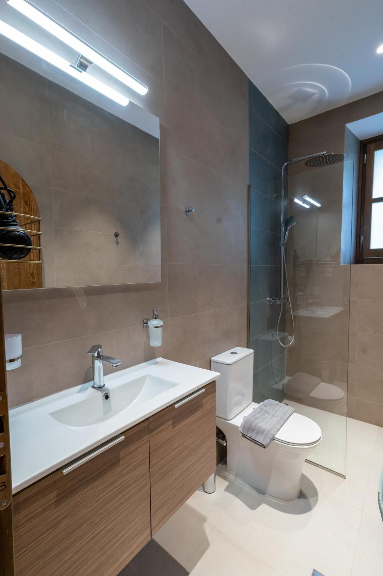 Indigo Leonidion Apartment Luaran gambar